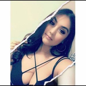 Meet your Posher, Yesenia